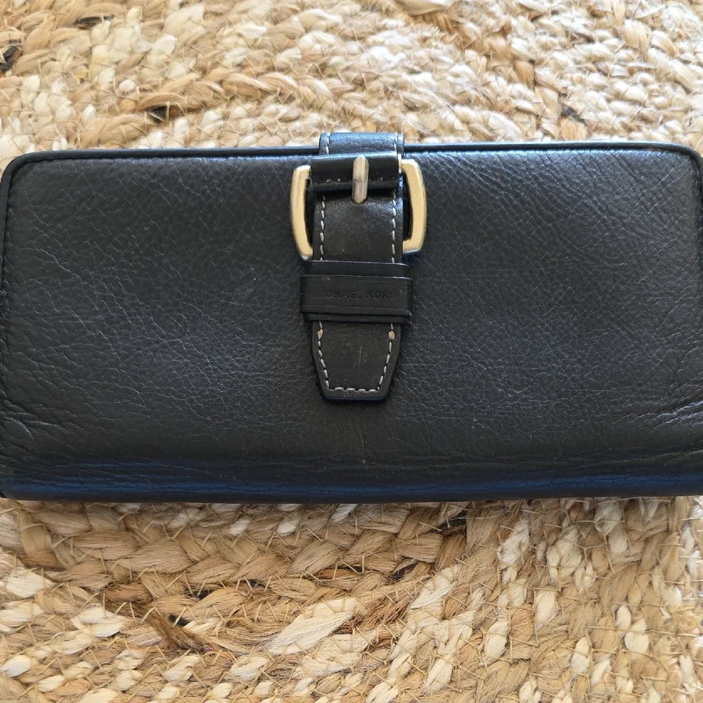 Michael Kors Black Leather Flap Wallet with Embossed MK Emblem - Picture 3 of 5